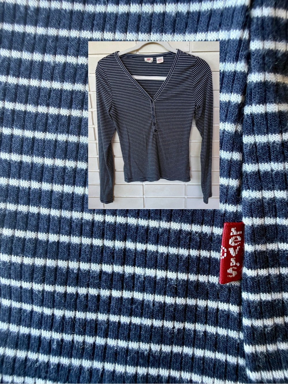 Levi's Striped Henley Top * Women's XS * Long Sleeve Button V-Neck
